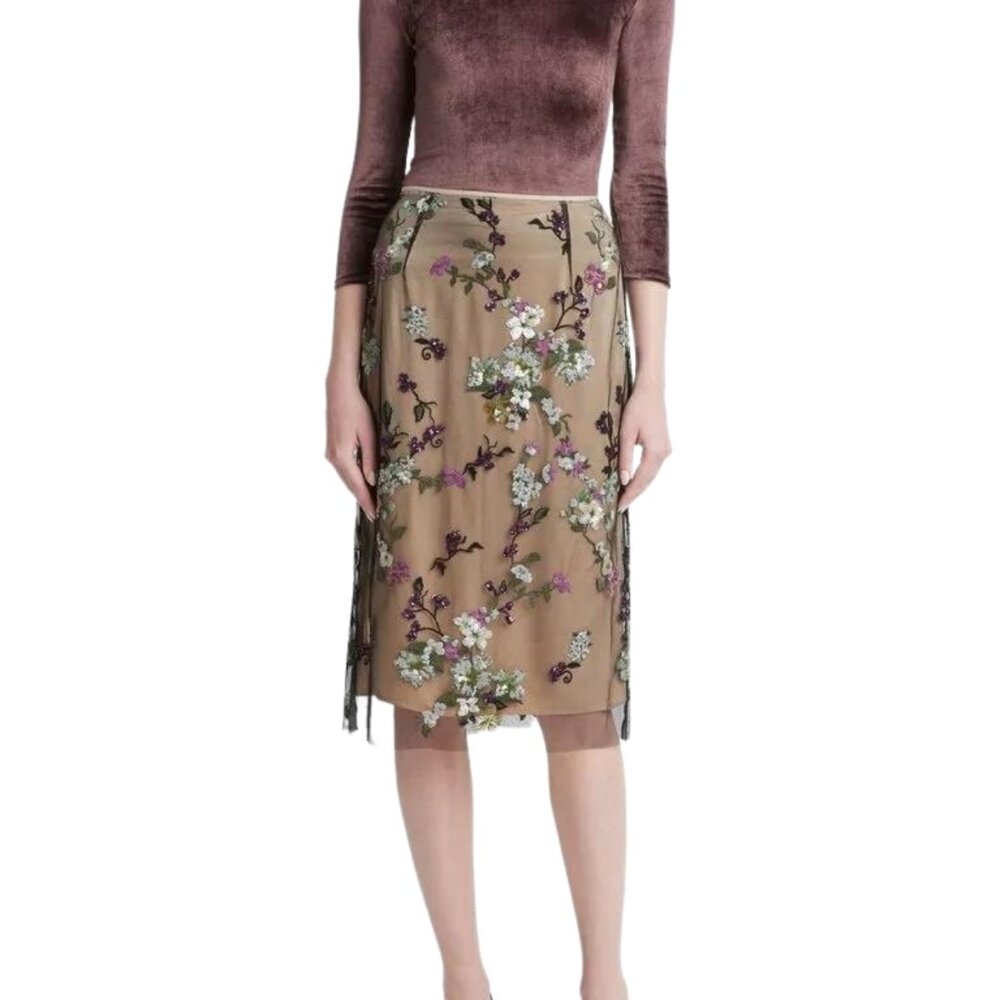 Vince Begonia Floral Sequin Skirt Rare Sample – Retail $525 – Size 8 (U.S.)